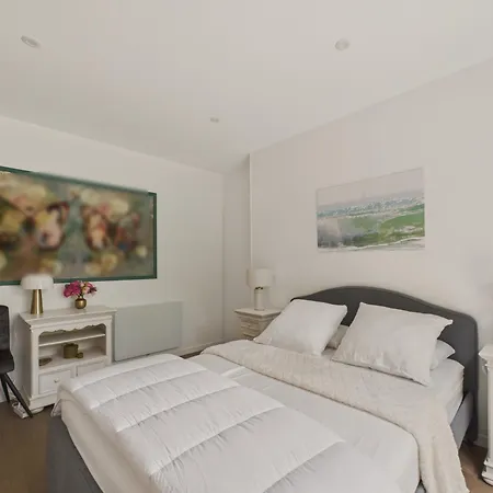 Jolie Maison Moderne - Jacuzzi - Terrasse Pour 4 * سانت جيل كروا دي فيي