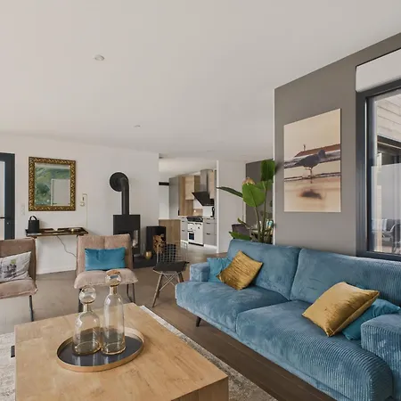 Jolie Maison Moderne - Jacuzzi - Terrasse Pour 4 بيت للعطل *
