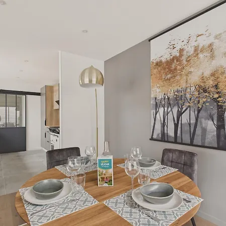 Jolie Maison Moderne - Jacuzzi - Terrasse Pour 4 بيت للعطل