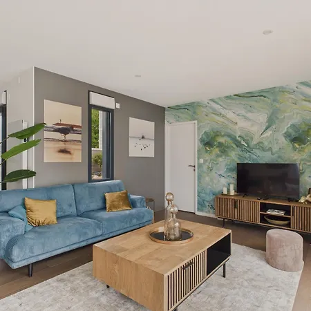 Jolie Maison Moderne - Jacuzzi - Terrasse Pour 4